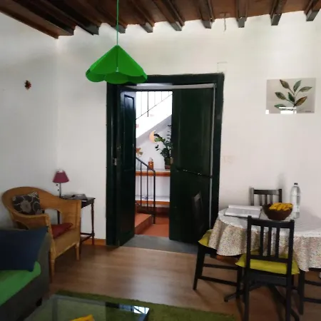 Casa Askanova Calera